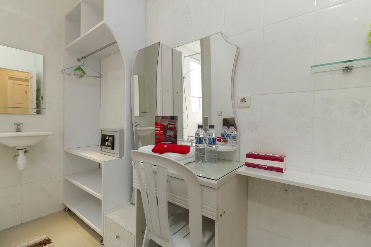 Hotel Reddoorz Near Nagoya Hill Batam Esterno foto