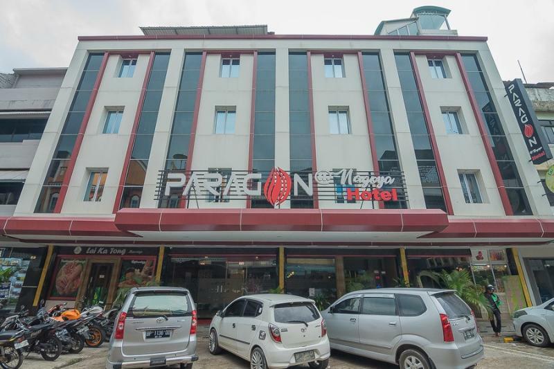 Hotel Reddoorz Near Nagoya Hill Batam Esterno foto