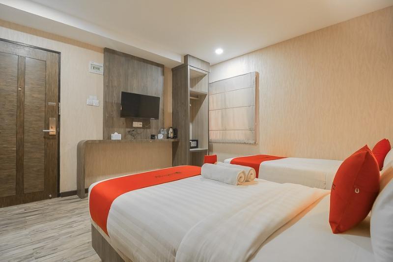 Hotel Reddoorz Near Nagoya Hill Batam Esterno foto